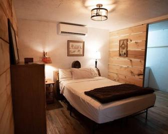 Rustic Barnstay on 66 acres\n\n - Pine Grove - Bedroom