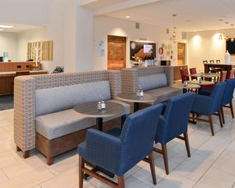 Holiday Inn Express & Suites Raleigh Ne - Medical Ctr Area - Raleigh - Ristorante