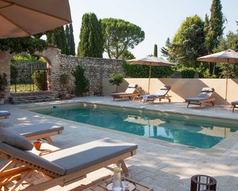 Domaine Les Martins - Gordes - Piscine