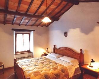 Ospitalita Perusia - Tuoro sul trasimeno - Schlafzimmer