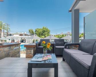 Dionysos Hotel & Suites - Kassandreia - Balcony
