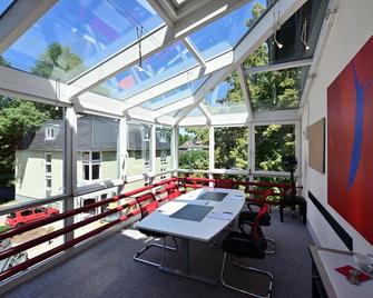 آرت هوتل ويمار - ويمار - شرفة مرصوفة