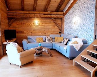12-person chalet with sauna in the Beaufortain near Les Saisies - Villard-sur-Doron - Salon