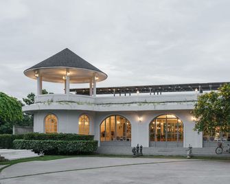 Villa La Flora Kanchanaburi - Kanchanaburi - Bygning