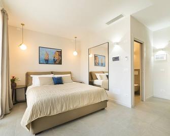 Garda Room - Peschiera del Garda - Camera da letto