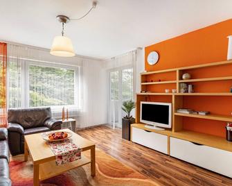 Ferienwohnung am Paradies - Baden-Baden - Living room