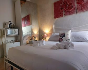 Palazzo Ponte Pietra - Verona - Habitación