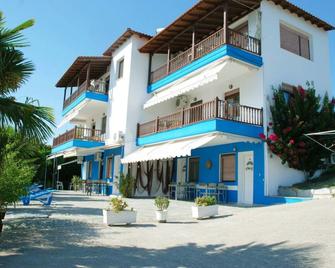 Demi Studios - Ammouliani