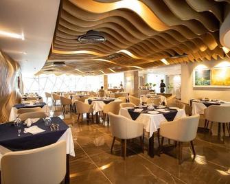 Pearl Hotel - Dhaka - Restaurant