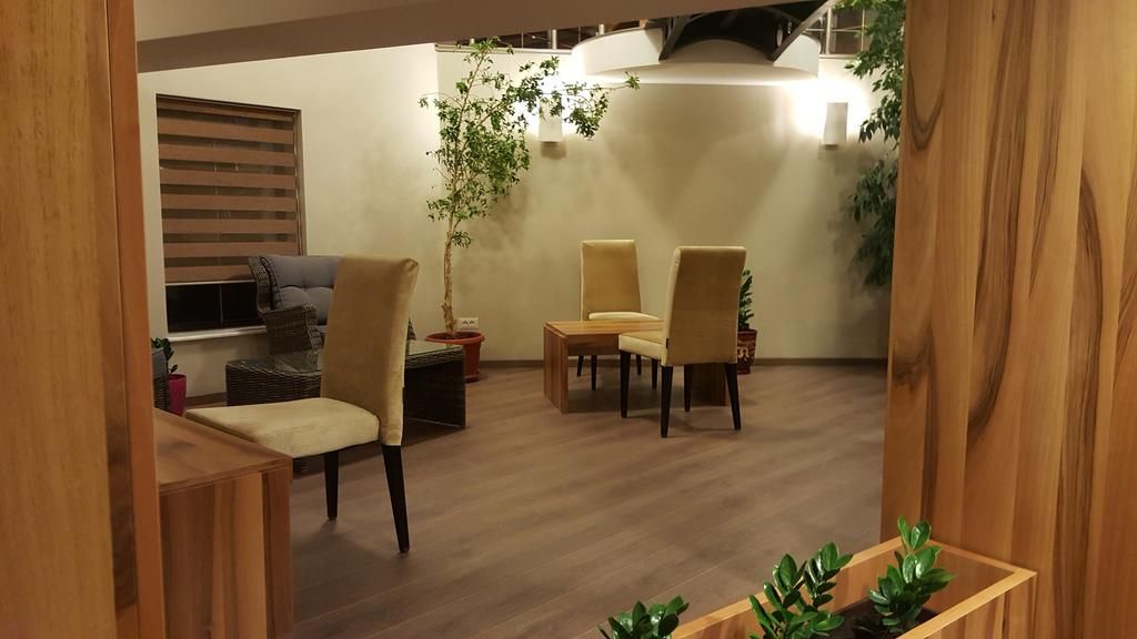 Hotel Miruna New Belvedere 111 1 7 2 Poiana BraÈov Hotel Deals Reviews Kayak