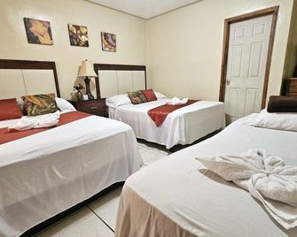 Hostal Del Valle - San Pedro Sula - Habitación