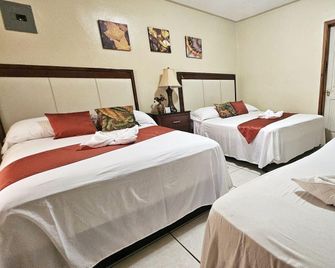 Hostal Del Valle - San Pedro Sula - Bedroom