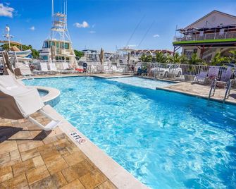 Madeira Bay Resort I 1502 - Saint Pete Beach - Uima-allas