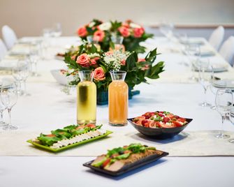 Hotel Campanile Szczecin - Szczecin - Restaurante