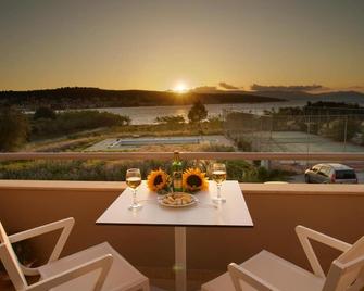 Gliving365 Capital - Argostoli - Balcon