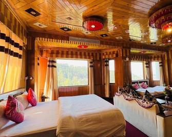 Hotel Shimla Hills International - Kufri - Habitación