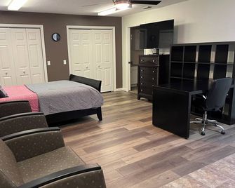 Comfy Studio in Brandon - Brandon