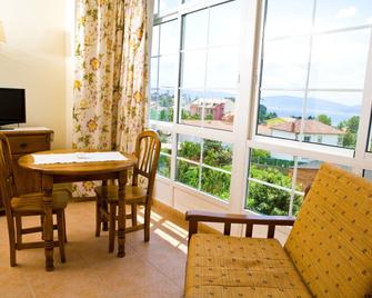 Punta Cabicastro - Portonovo - Sala de jantar