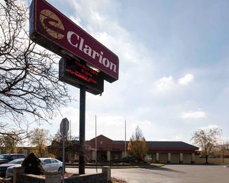 Clarion Hotel Detroit Metro Airport - Romulus - Edificio