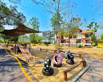 Vana Kiri Land: Private Pool Villa - Ban Chom Bueng - Servicio de la propiedad