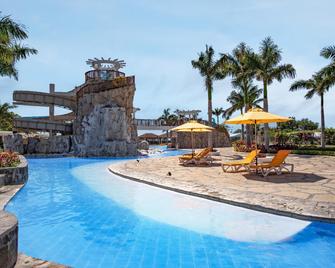 Crusoe Cabins Casobe - Calatagan - Pool
