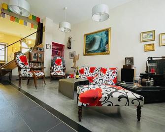 Cozy house with garden and view over the Baronnies - La Motte-Chalançon - Sala de estar