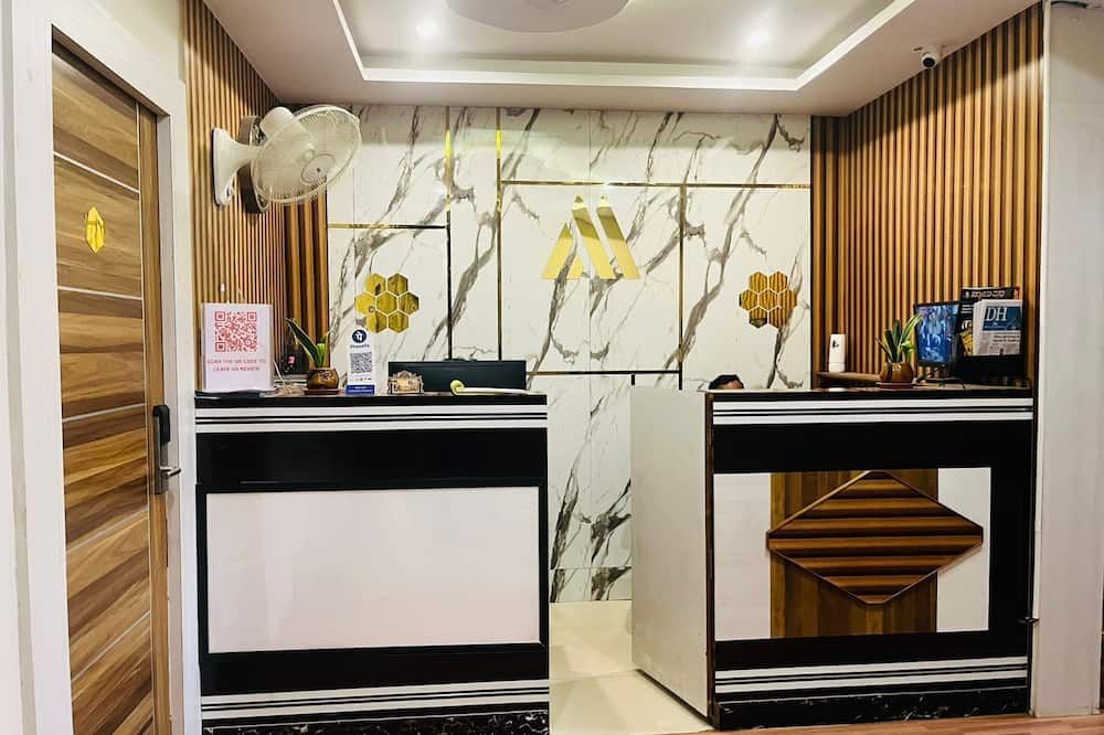 Hotel Avenue Suites Near International Airport Bangalore thumbnail 2