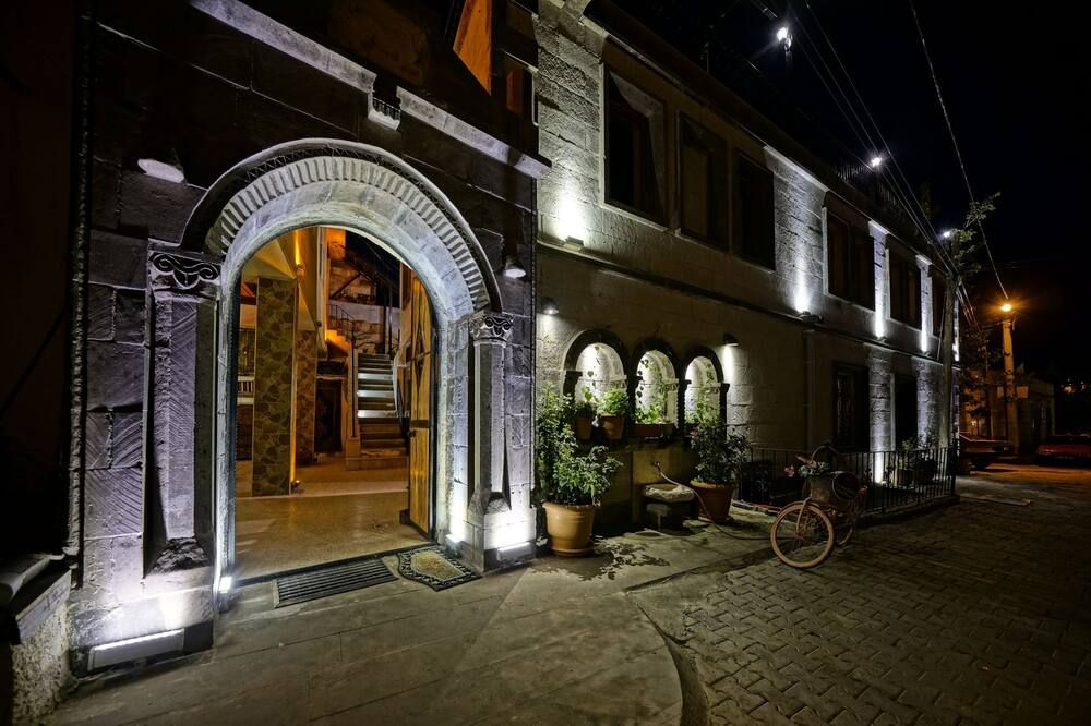 Goreme Valley Cave House - גורמה - בניין