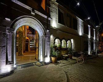 Goreme Valley Cave House - גורמה - בניין