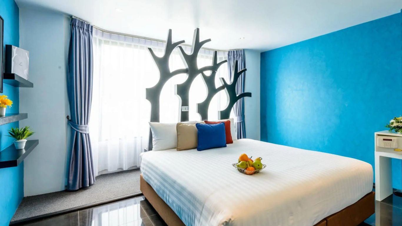 راها جراند هوتل باتونج