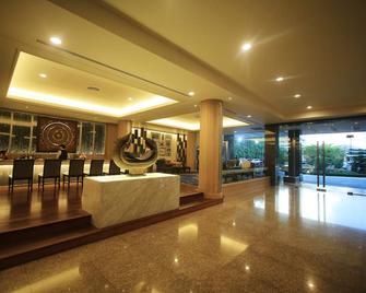 Wiang Inn Hotel - Chiang Rai - Lobby