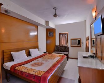 Hotel Flyover Classic Patiala - Patiala - Habitación