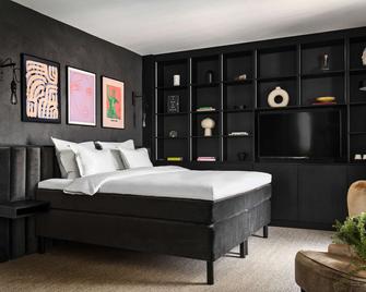 ستوري هوتل ريدارجاتان، بارت أوف جاي دي في باي حياة - ستوكهولم - غرفة نوم