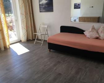 Monteurzimmer Leimen - Leimen - Wohnzimmer