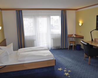 Sleep & Go Hotel Magdeburg - Magdeburg - Makuuhuone