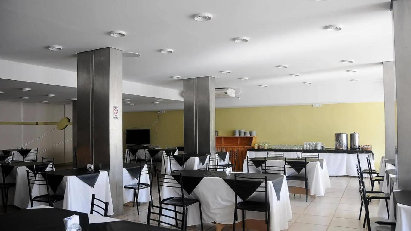 Hotel Embajador