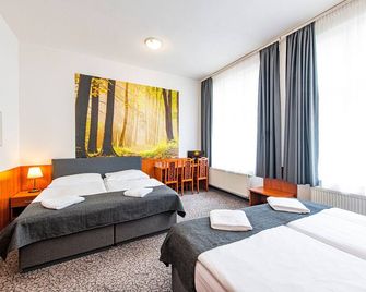 Hotel Zlatá Váha - Prag - Schlafzimmer