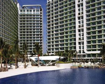 Azure Urban Resort 3 Bedroom Suite - Parañaque
