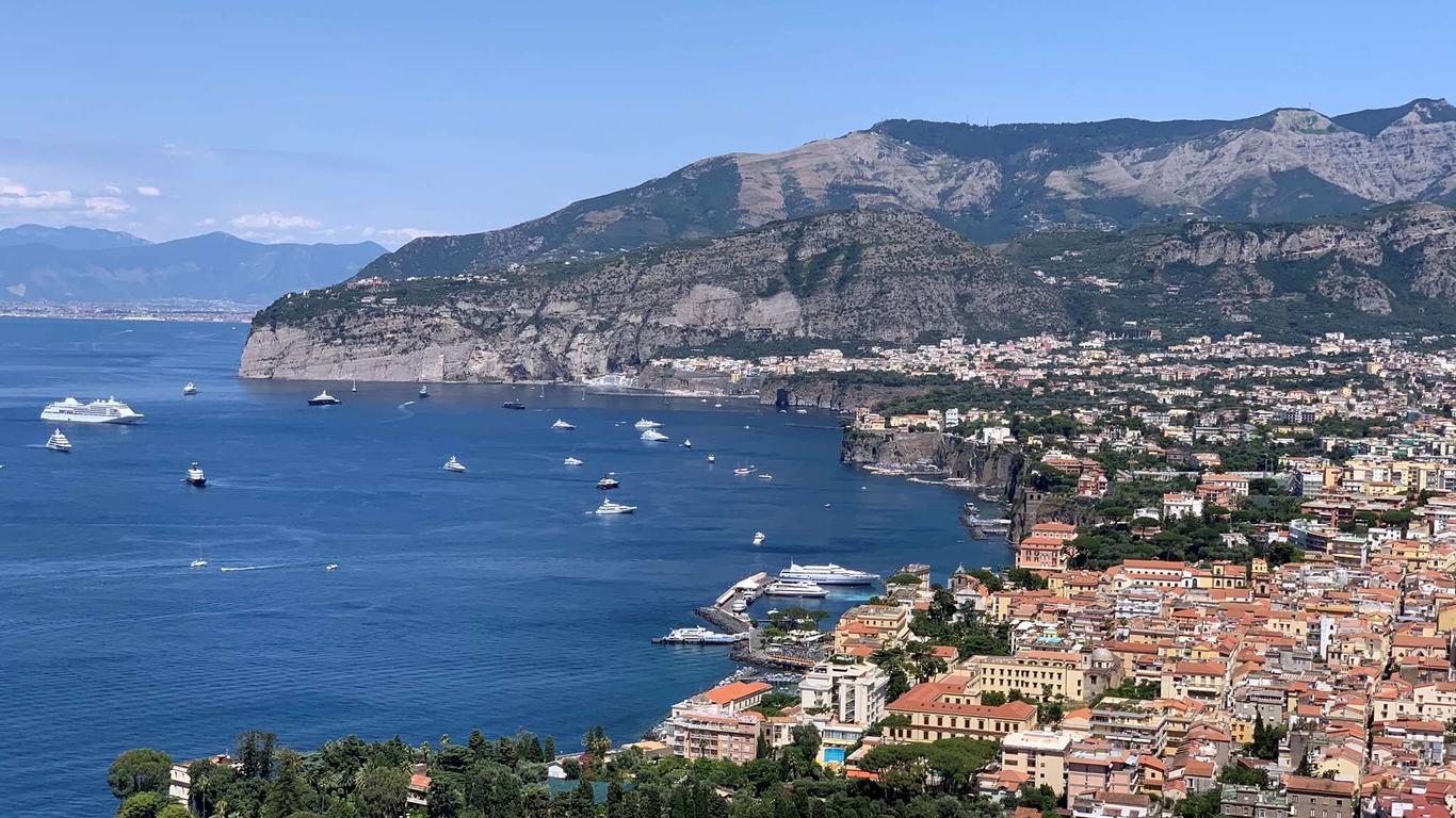 جراند هوتل أمينتا