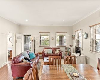 Avondale 7 Cashmore Street - Evans Head - Sala de estar