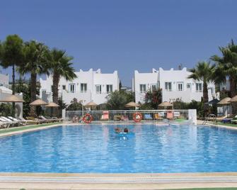 Hotel Bagevleri - Bodrum - Piscina