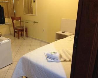 Pousada Emaús - Cruzeiro - Habitación