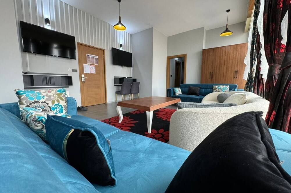 ألباتروس بريميوم أوتل - ياوندى - غرفة معيشة