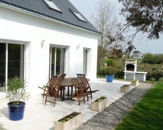 Vacation home located in a cul-de-sac 800 metres from the beach - Erdeven - Patio