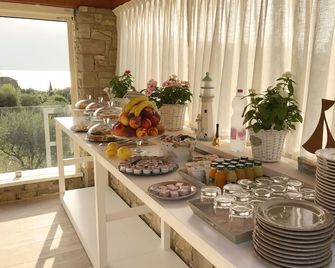 La cascata negli ulivi - Toscolano Maderno - Buffet