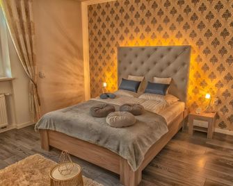 Cieszynski Aparthotel Centrum - Cieszyn - Habitación