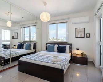 Jayde 2-Bedroom Apartment in Larnaca - Larnaca - Bedroom