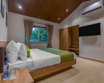 Treehouse Mars Beach Cottages - Panaji