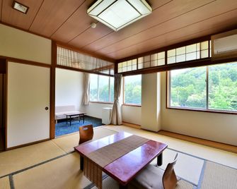 Alpine Route Hotel - Ōmachi - Makuuhuone