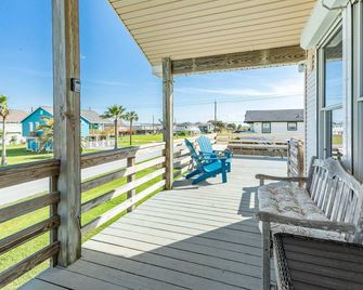 Huge Deck Fully Fenced & Pups Welcome - Jamaica Beach - Balcón
